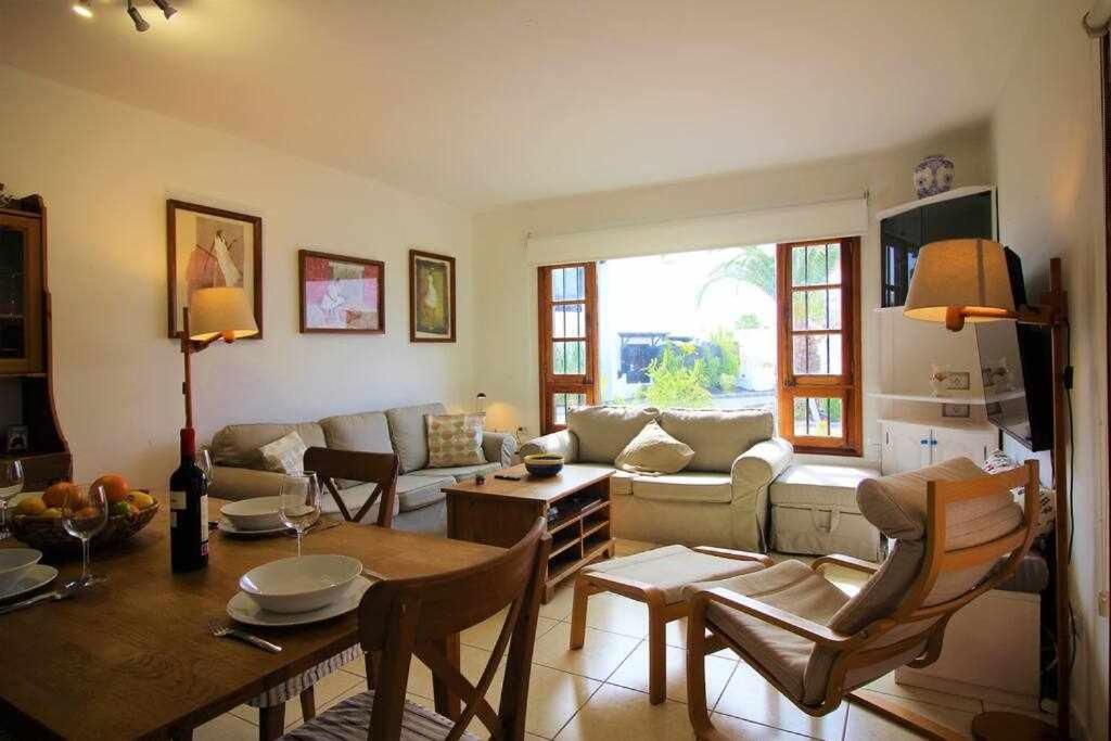 Ferienwohnung Casa Barbara En Playa Bastian Costa Teguise Exterior foto